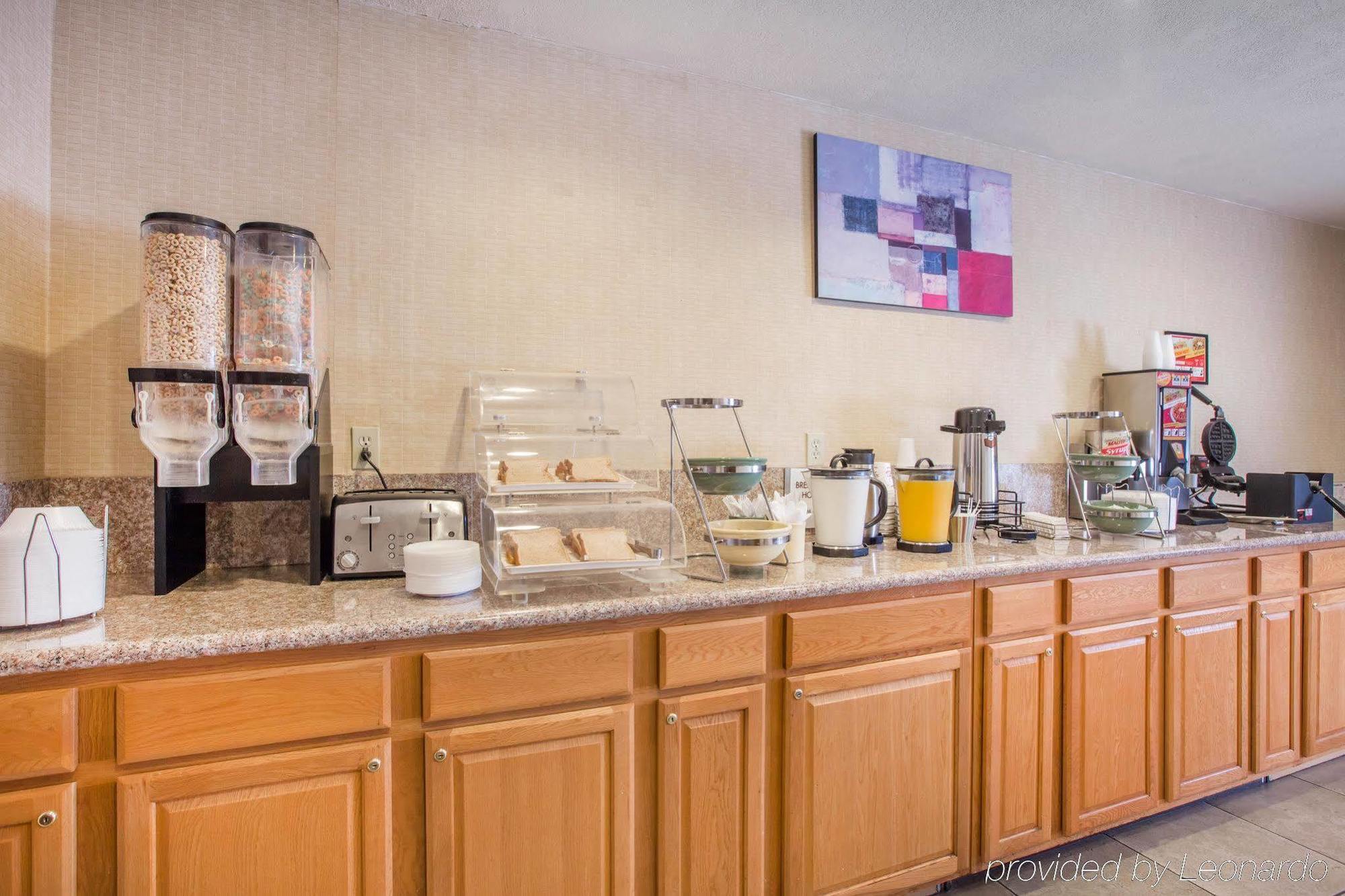 Econo Lodge Inn & Suites Lodi - Wine Country Area Exterior foto