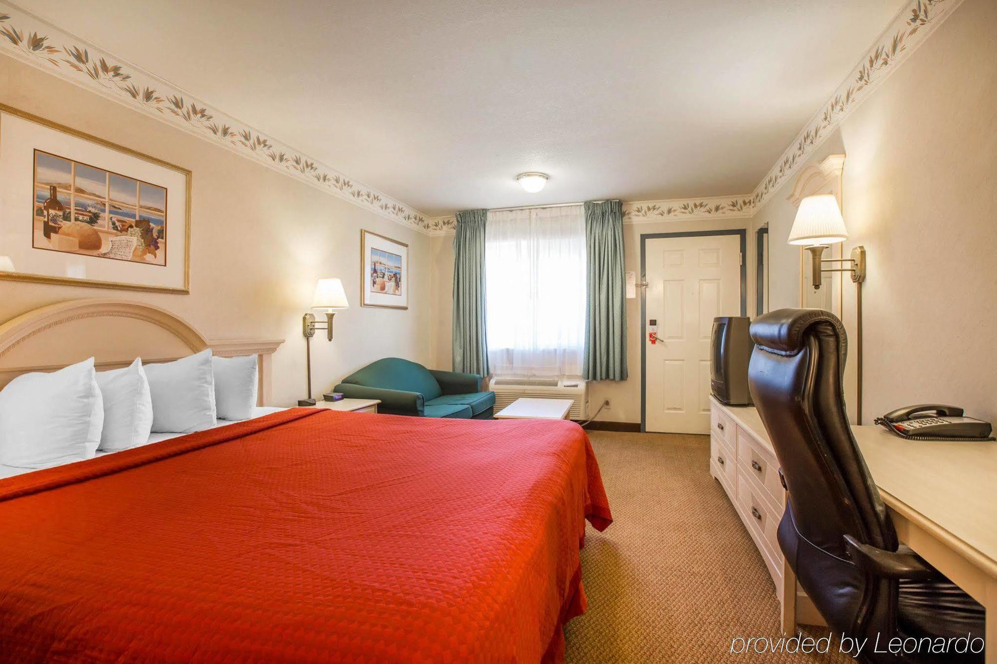 Econo Lodge Inn & Suites Lodi - Wine Country Area Exterior foto