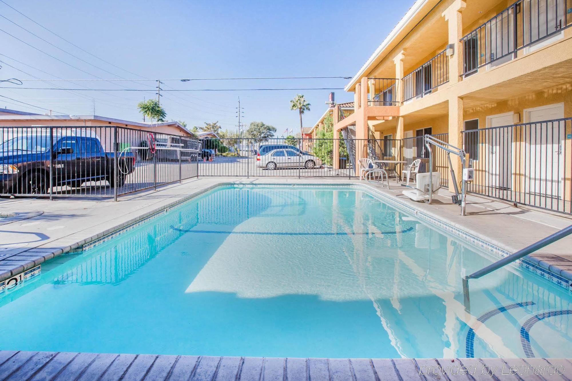 Econo Lodge Inn & Suites Lodi - Wine Country Area Exterior foto