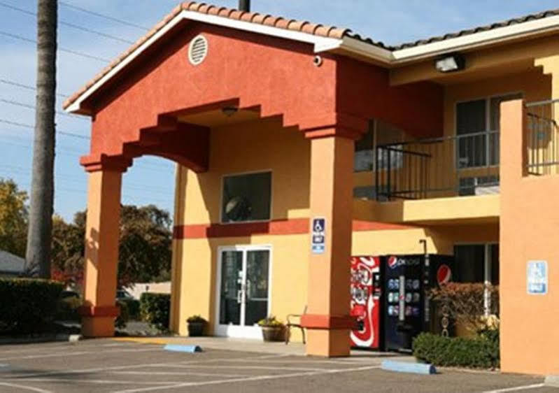 Econo Lodge Inn & Suites Lodi - Wine Country Area Exterior foto